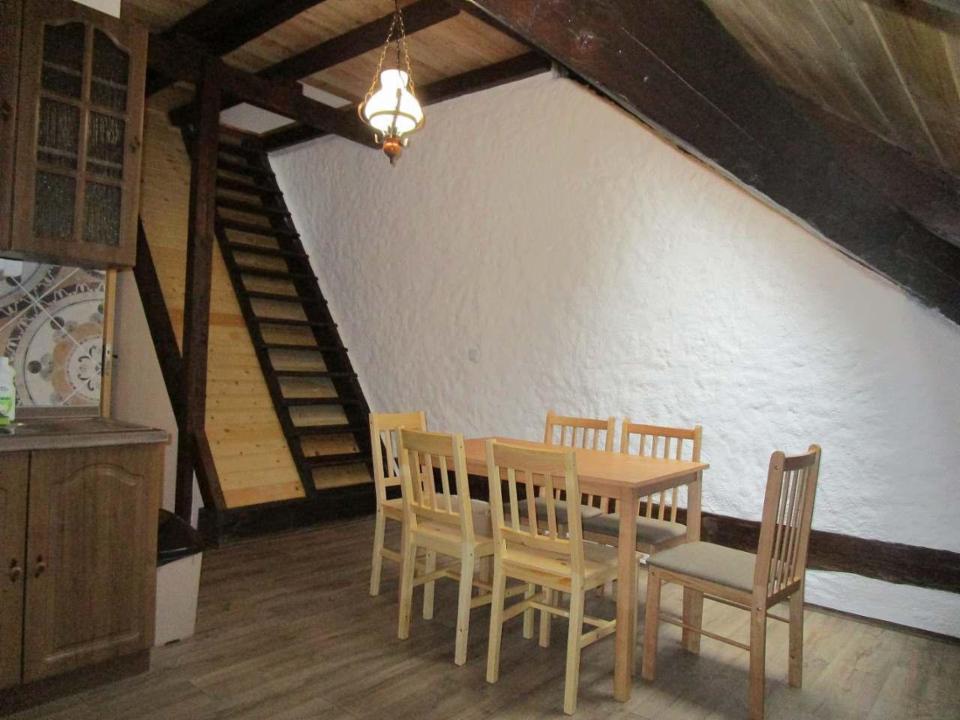 room_image